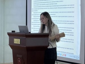 dbe8c03b-daa9-4eff-8f33-aa9312105237